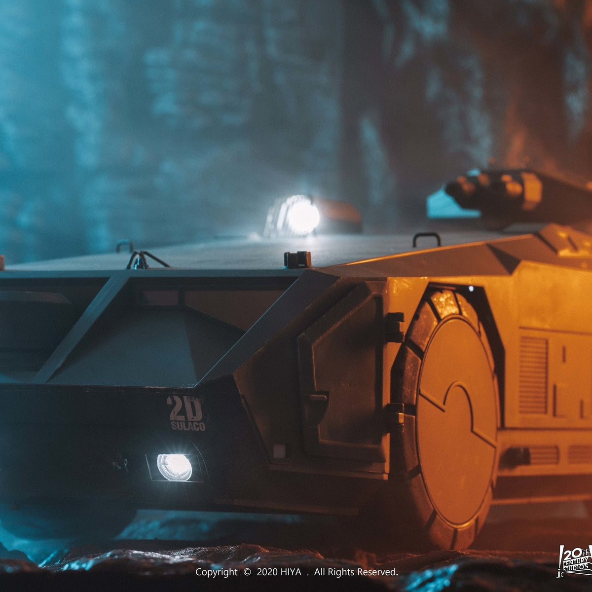 特撮 ALIENS ARMOR PERSONNEL CARRIER Aliens APC (Green Ver.) 1:18 Scale PX Previews Exclusive