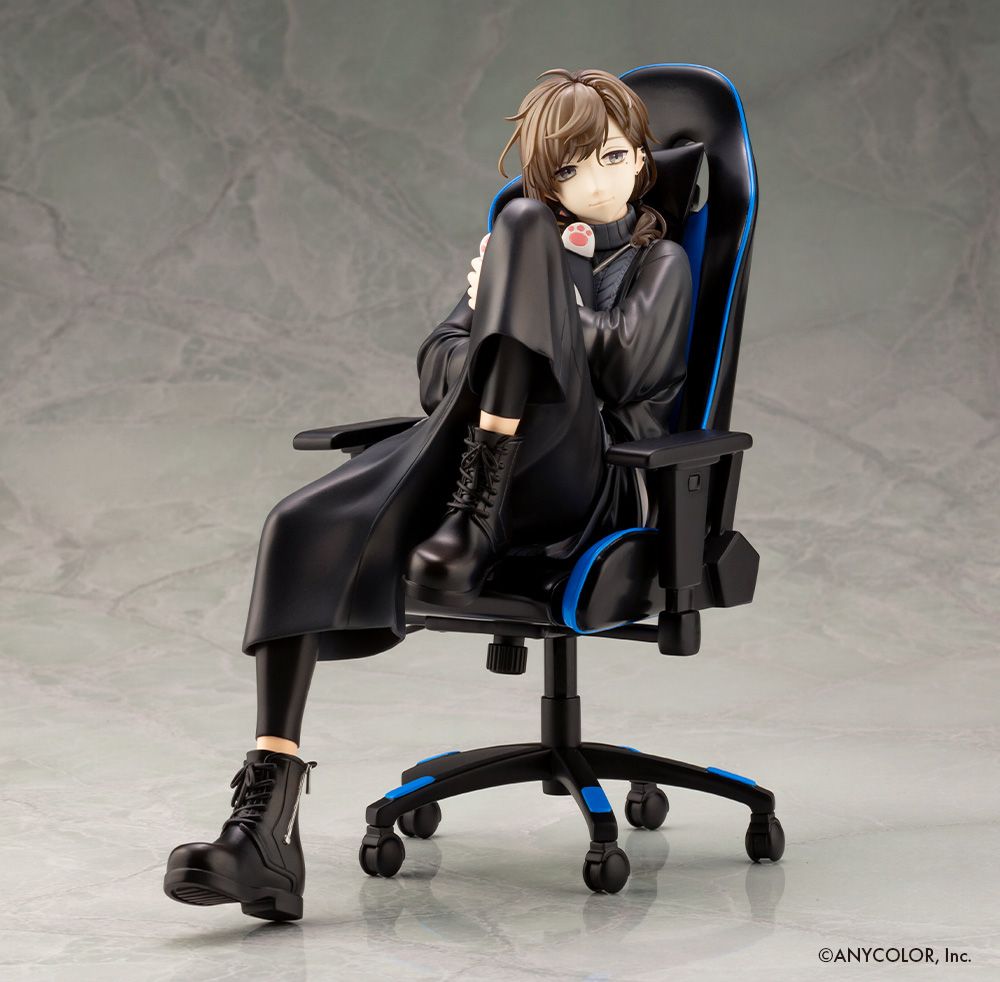 NIJISANJI KANAE 1/7 Figure - Hobby Bee Canada