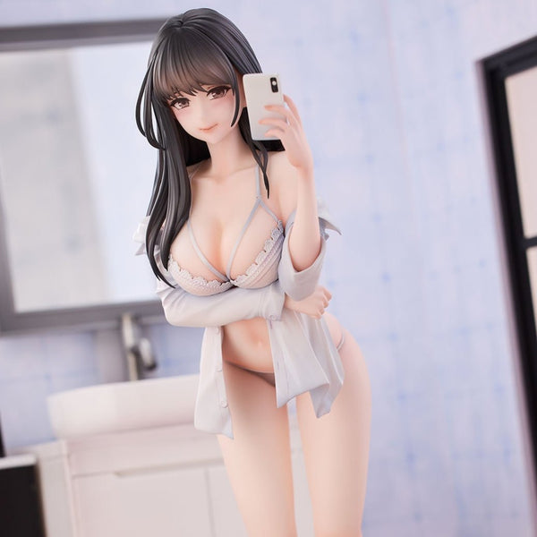 Selfie Girl 1/6 Scale Figure Deluxe Edition