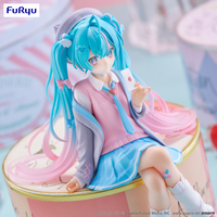 Hatsune Miku Noodle Stopper Figure "Love Blazer"