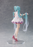 Hatsune Miku Wonderland Figure Rapunzel