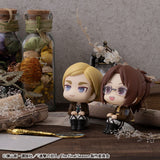 Lookup Attack on Titan Hange Zoe & Erwin Smith set (with gift)