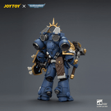 WARHAMMER Ultramarines Captain with Jump Pack and Relic Shield
