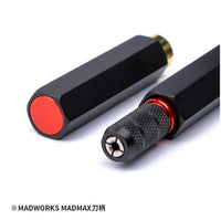 Madworks Max-02 Multifunction Model's Handle