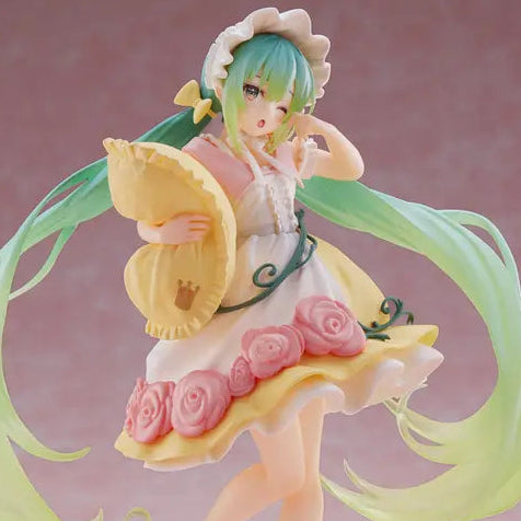 Hatsune Miku Wonderland Figure Sleeping Beauty