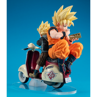 Desktop Real McCoy EX Dragon Ball Z Super Saiyan Son Goku & Super Saiyan Son Gohan with Mortorbike