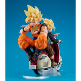 Desktop Real McCoy EX Dragon Ball Z Super Saiyan Son Goku & Super Saiyan Son Gohan with Mortorbike