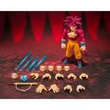 S.H.Figuarts Son Goku Super Saiyan 4 - DAIMA -