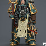 WARHAMMER Sons of Horus Maloghurst the Twisted, the Warmaster's Equerry with Legion Standard and Banestrike Bolter