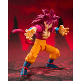 S.H.Figuarts Son Goku Super Saiyan 4 - DAIMA -