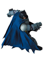 The Dark Knight Returns MEDICOM TOYS MAFEX ARMORED BATMAN