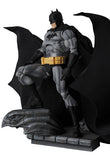 MAFEX Batman (HUSH Black ver.)