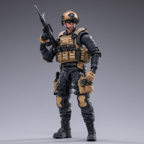 JOY TOY PEOPLES ARMED POLICE (ASSAULTER) 1/18 FIGURE