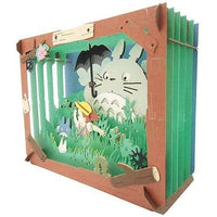 Totoro Strolls Through the Fields "My Neighbor Totoro" Paper Theater (PT-062)